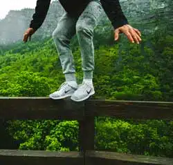 Affiner sa lecture du Tarot : 7 conseils pour gagner en justesse 2 confiance en soi