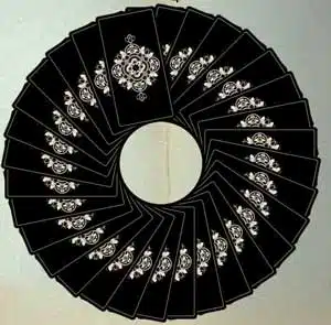 Limites des tirages automatiques du Tarot : pourquoi ils ne remplacent pas une lecture humaine 1 tirages de lecture automatique du Tarot